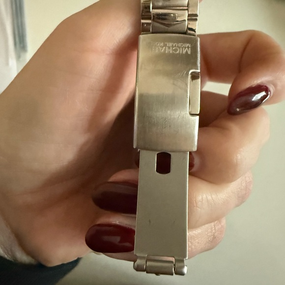 Michael Kors Silver Rectangular Watch - Picture 4 of 5